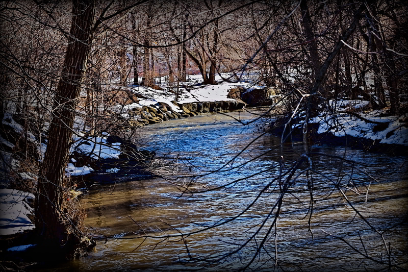 Stream taking a left turn- 00.jpg